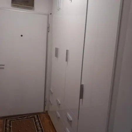 公寓 Kleine Wohnung, Donaunaehe *